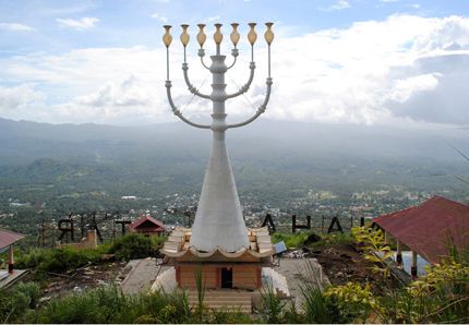 indonesian-menorah-A