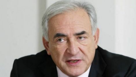 Il-faut-sacrifier-DSK