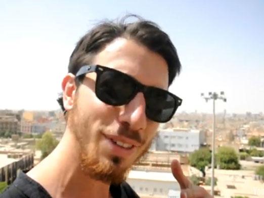 091214_fattal_ap_392_regular