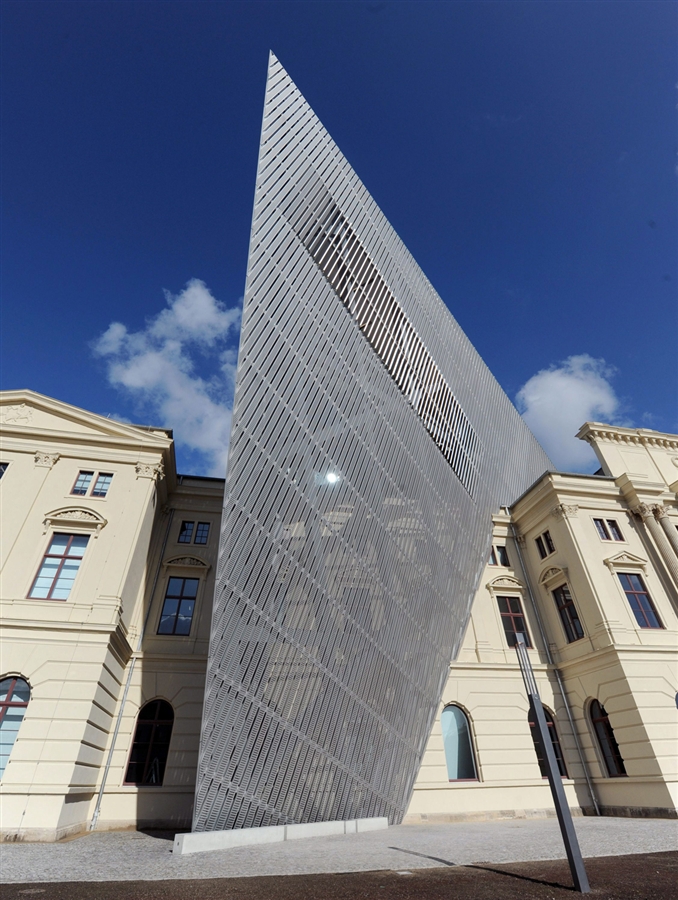 libeskind-ps-01_photoblog900