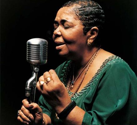 cesaria-evora-2