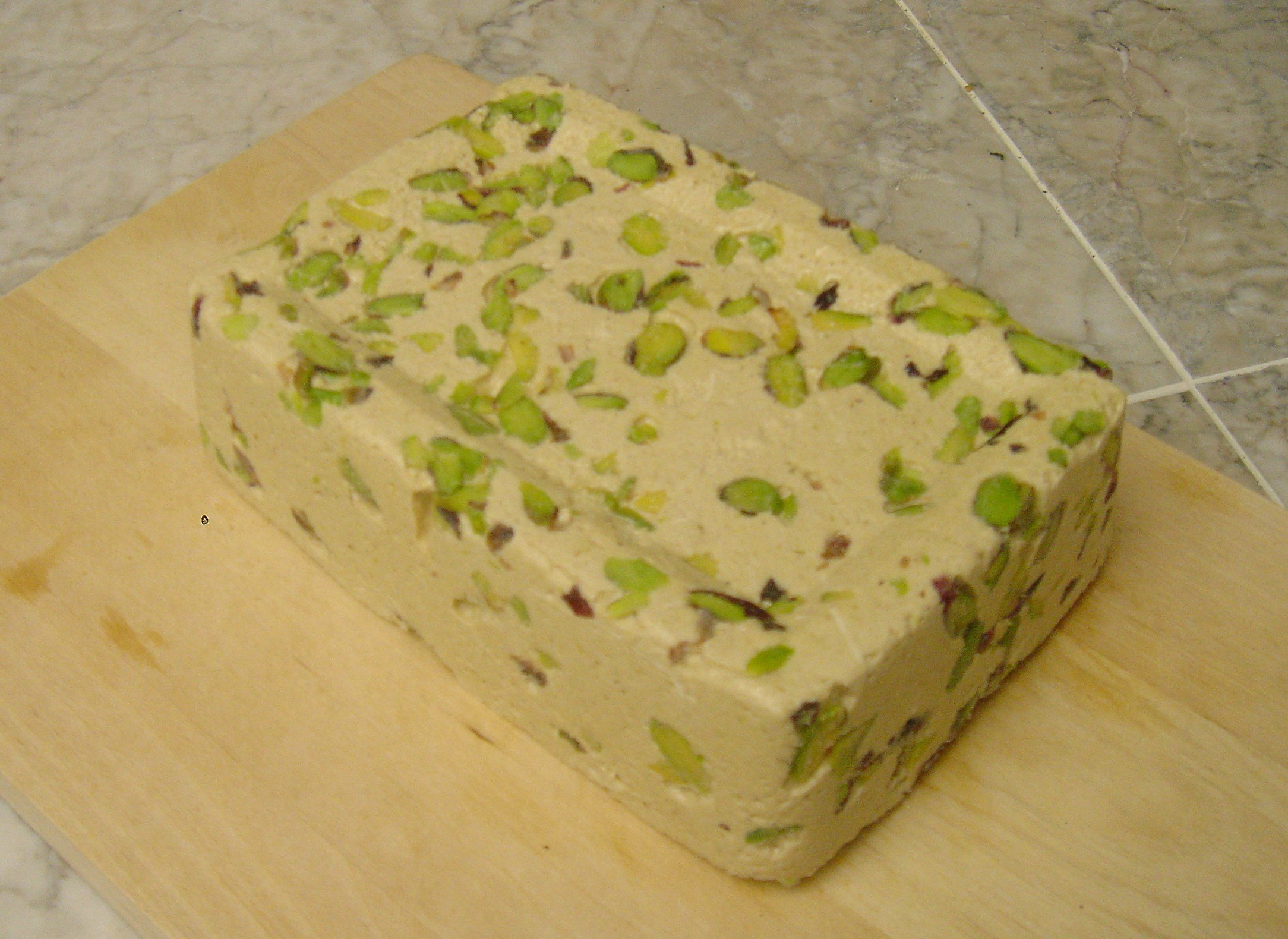 halva-with-pistachios-full-size
