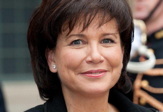 anne_sinclair_leader