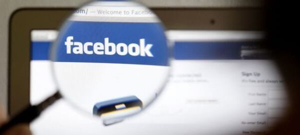 facebook-loupe_4077620