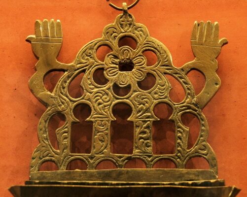 Hanoucca des Juifs du Maroc : Textes, Recettes, Traditions et Guide Pratique lampe-de-hanouca