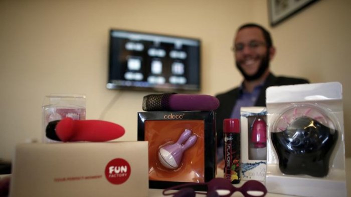 rabbinsextoys
