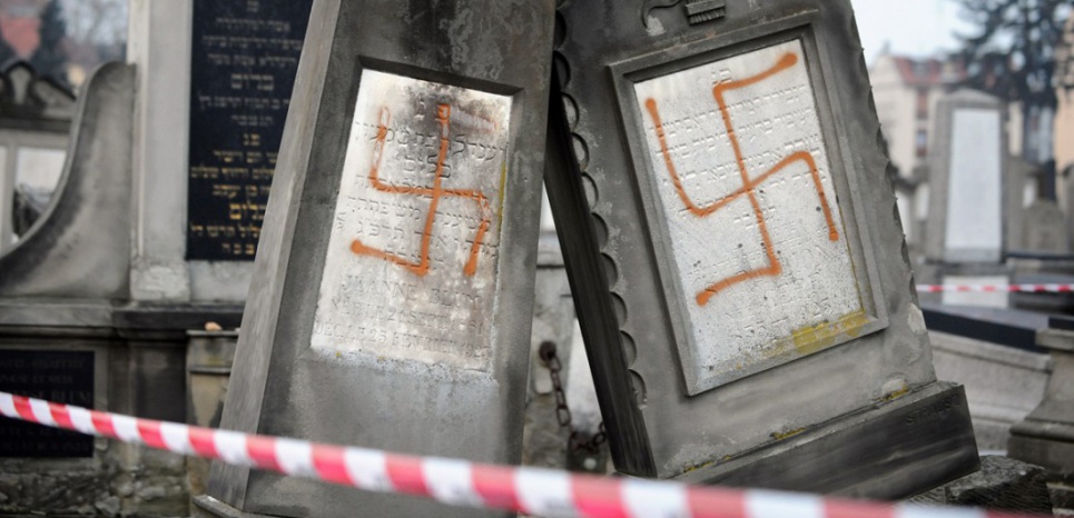 Profanation_Strasbourg