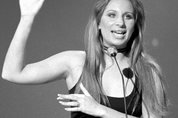 Barbra-Streisand-young-pictures