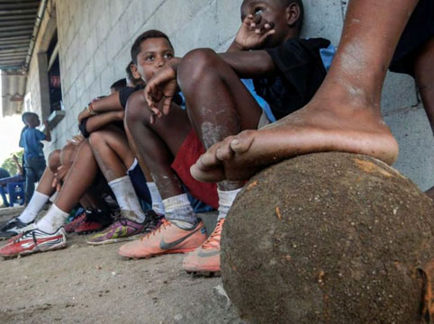foot-favela-9
