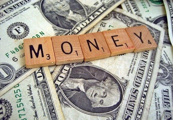 Si vous êtes si intelligent, pourquoi n’êtes-vous pas riche ? money1