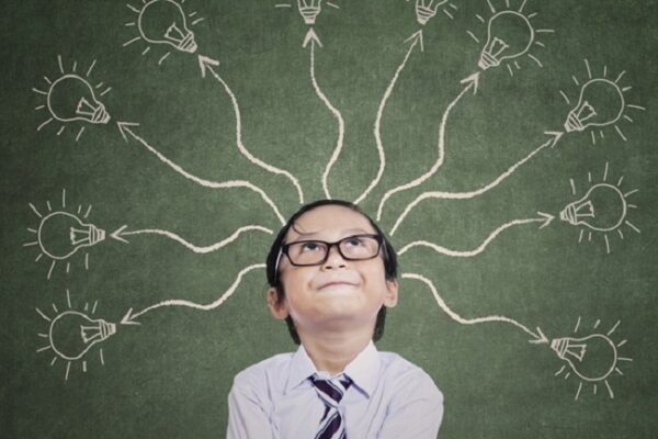 enfant-intelligent