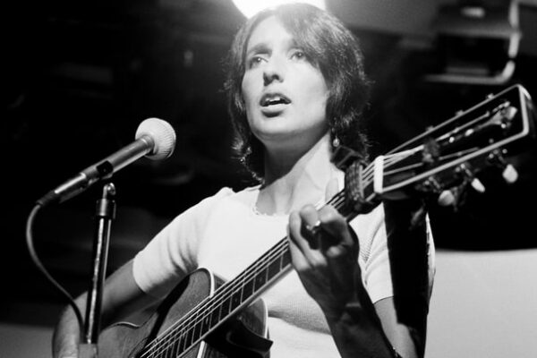 joan-baez