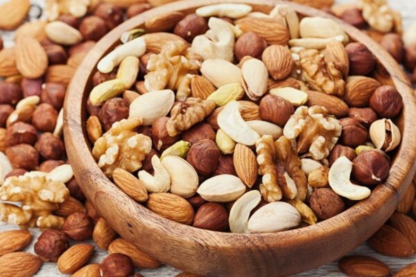 Noix, noisettes, amandes, pistaches, aliments anticancer ? noix-noisettes-amandes
