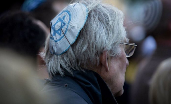 antisemitisme-juifs-taguieff-redeker-islam-1200x727-696x422