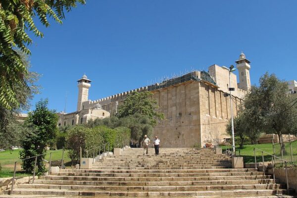 Le tombeau des Patriarches a Hebron hebrontombeauabraham2