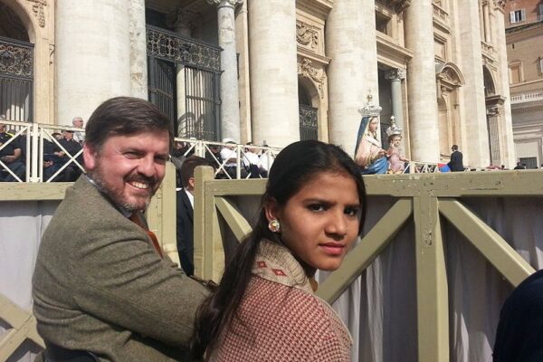 Asia_Bibi_-2-800x570