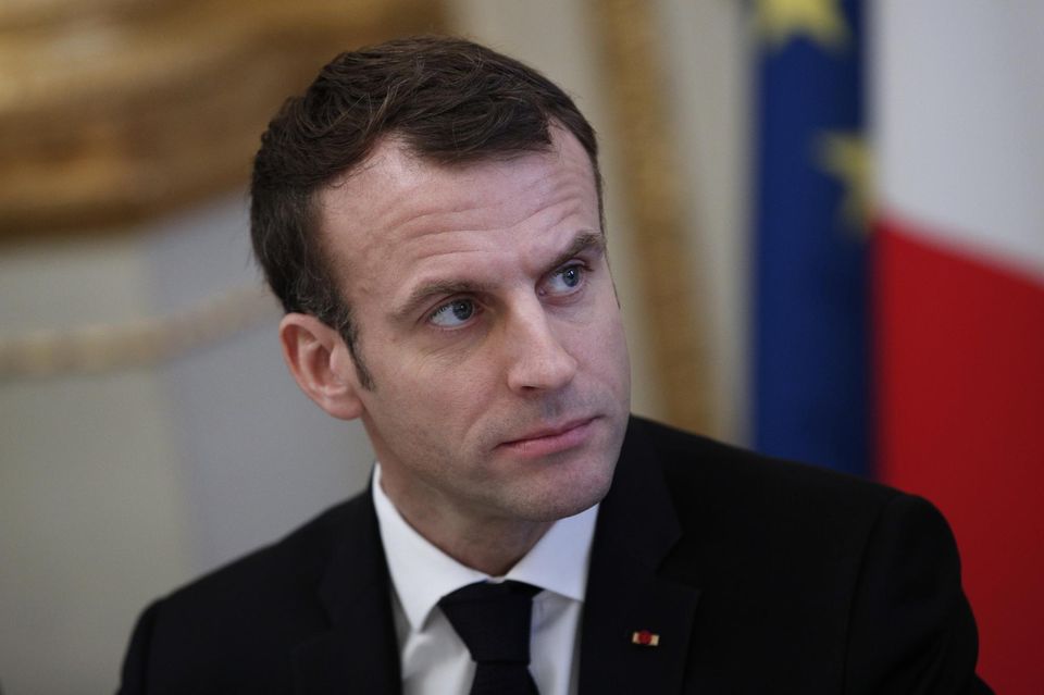 macron2
