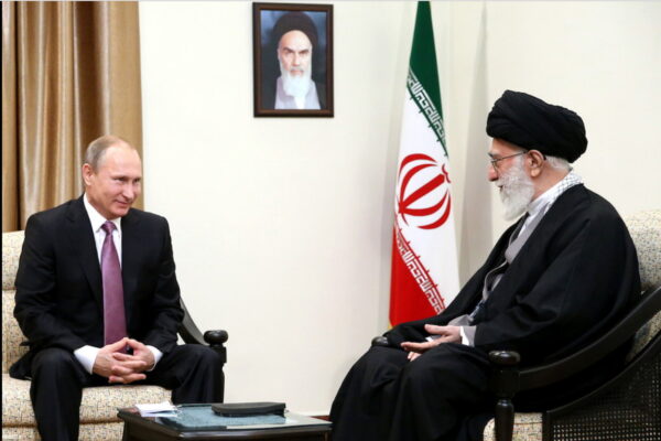 poutine-khamenei-article-yigal-et-ayelet