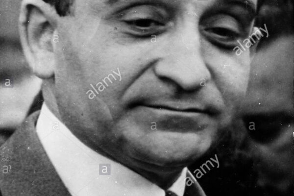 french-politician-pierre-mendes-france-E0RXXA