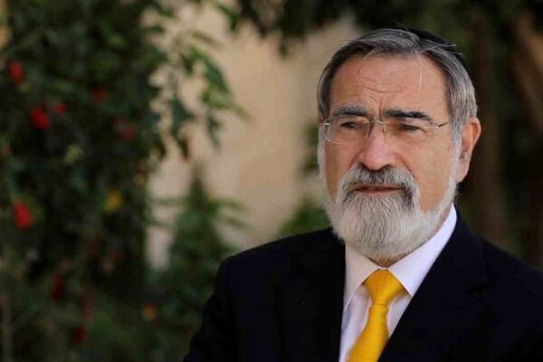 Rabbi-Sacks_Emeritus-Chief-Rabbi-1024x640