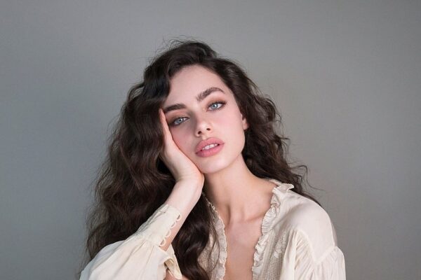 yael-shelbia