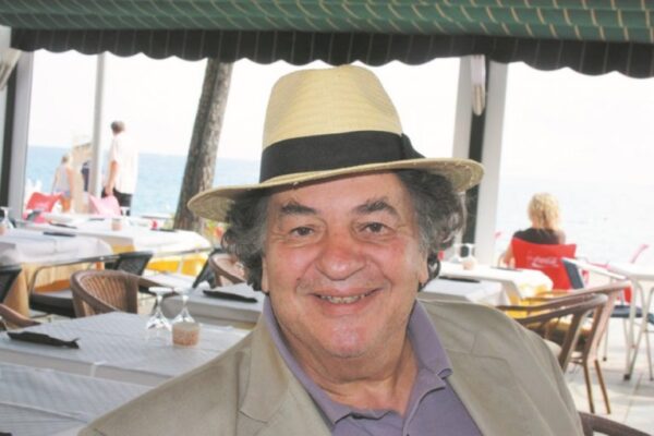 Claude-Senouf-portrait-768x511