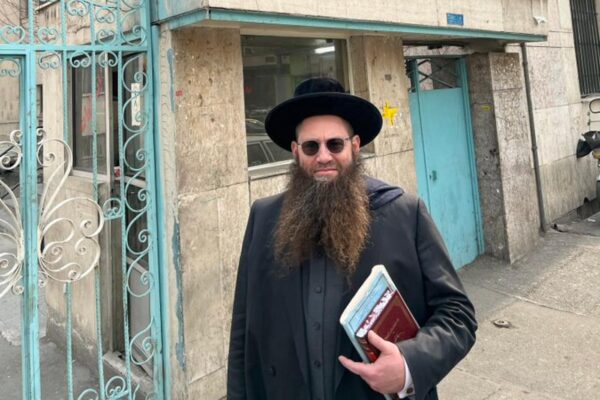 jacob-yisrael-herzog-tehran-feb2022-twitter-edit