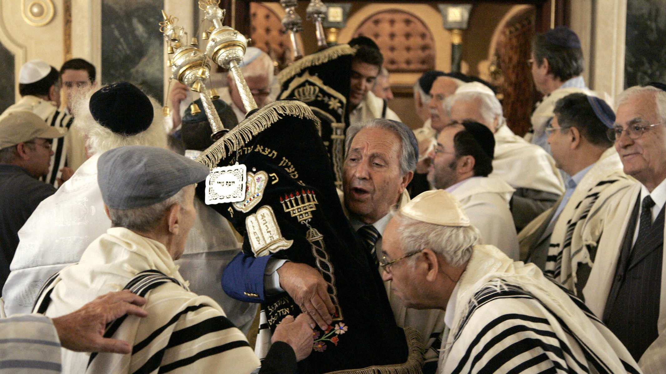 slider_1648829851morocco-jews-casablanca-synagogue-moroccan-2160x1200-1