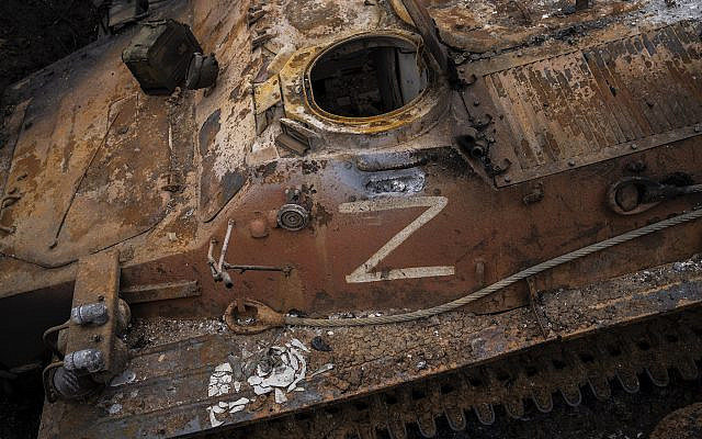 AP22133635902642-640x400