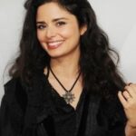 524314-shirel