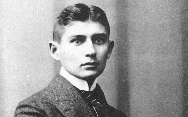 franz-kafka-en-1906-640x400