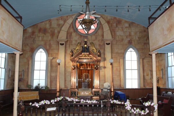 interior_synagogue
