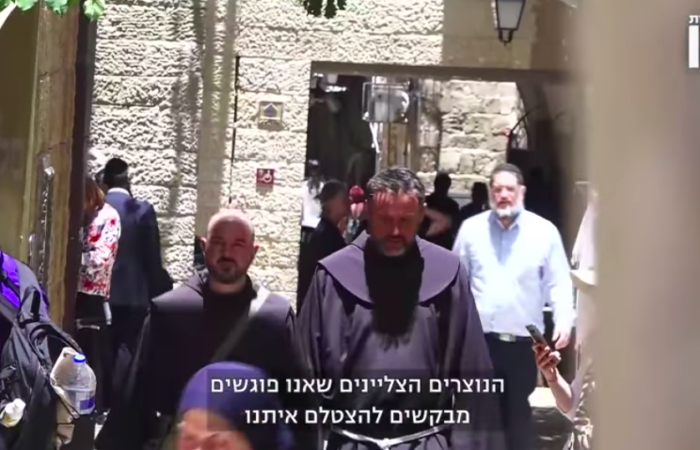 journaliste-habille-en-franciscain-a-jerusalem-pour-tester-antichristianisme-juif