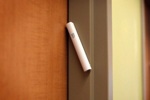 11-3-23-mezuzah-e1699071051942-1024x640-1-1024x640