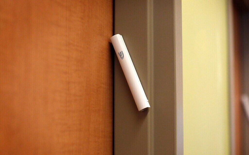 11-3-23-mezuzah-e1699071051942-1024x640-1-1024x640