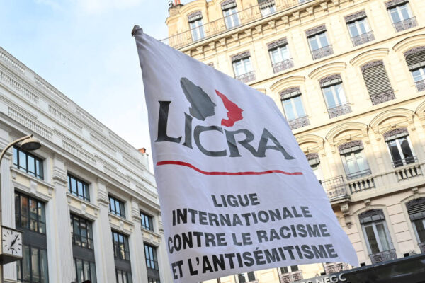 licraB3FLPJ5EI