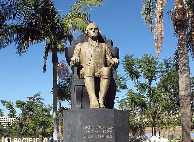 Haym_Solomon_statue_in_Pan-Pacific_Park-e1727438282711