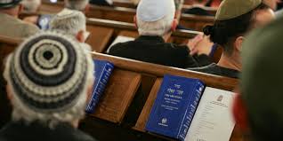 Casquette sur la kippa, retrait des mezuzah… Les Français de confession juive de plus en plus terrorises francaised